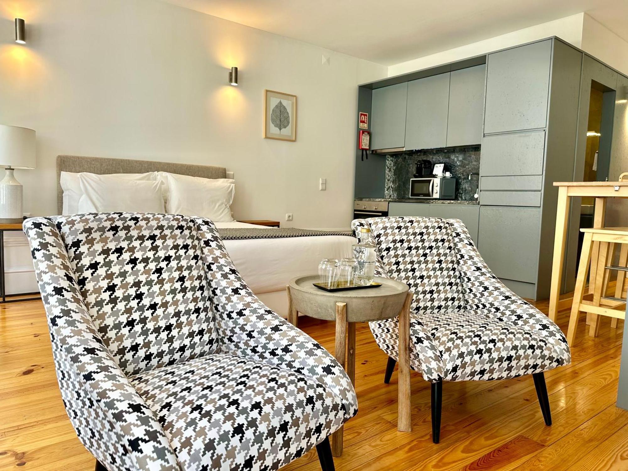 Youropo - Stories Apartment Porto Bagian luar foto